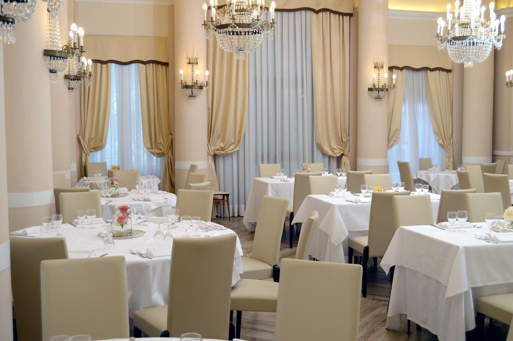 Grand Hotel Vittoria مونتيكاتيني تيرمي المظهر الخارجي الصورة