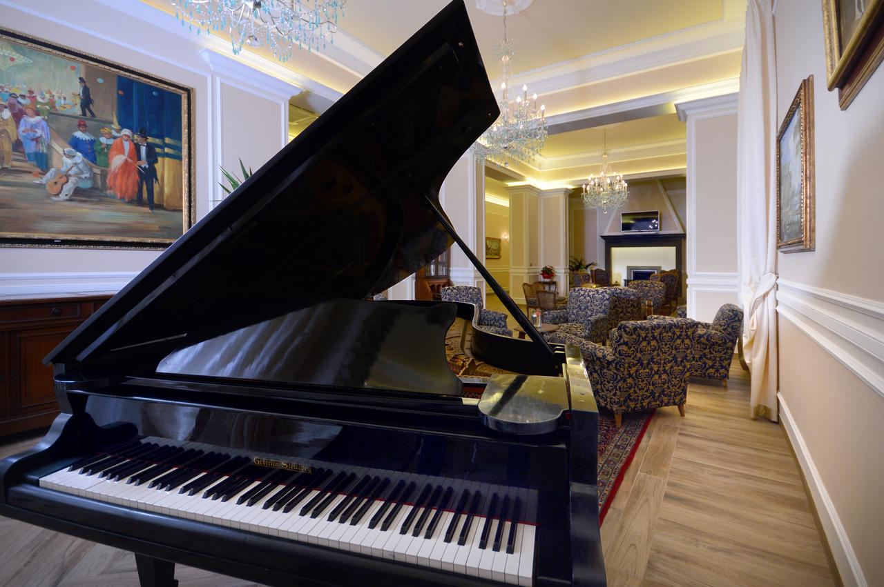 Grand Hotel Vittoria مونتيكاتيني تيرمي المظهر الخارجي الصورة